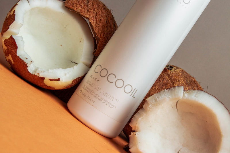 COCOOIL Shampoo with coconut oil and keratin, gentle cleansing for hydrated and soft hair